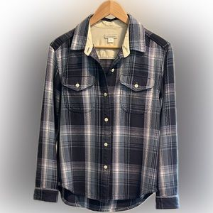 Outerknown women’s blanket shirt in blue.